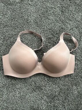 Victoria's Secret Smooth Light Nude Push-Up Bra